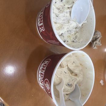 Cold Stone Creamery - Cake batter batter batter Butter, pecan mixed with the coffee lover signature - Ice Cream & Frozen Yogurt Near Me - Tampa, Florida Cold Stone Creamery - Cake batter batter batter Butter, pecan mixed with the coffee lover signature - Ice Cream & Frozen Yogurt Near Me - Tampa, Florida