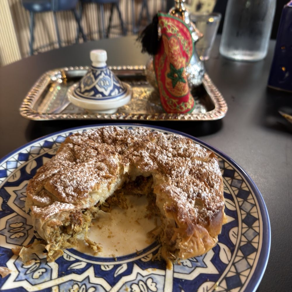 Bastilla (chicken) Bastilla (chicken)