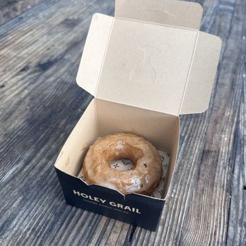 Holey Grail Donuts - Original sin donut - Vegan Near Me - Hanalei, Hawaii Holey Grail Donuts - Original sin donut - Vegan Near Me - Hanalei, Hawaii