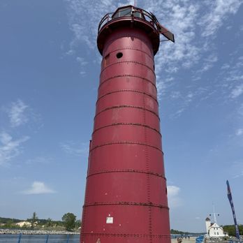 Muskegon Light - Historical Tours Near Me - Muskegon, Michigan Muskegon Light - Historical Tours Near Me - Muskegon, Michigan