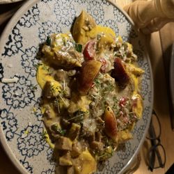 Zum Alten Markt - Ravioli w pecorino cheese, figs, and porcini mushrooms.