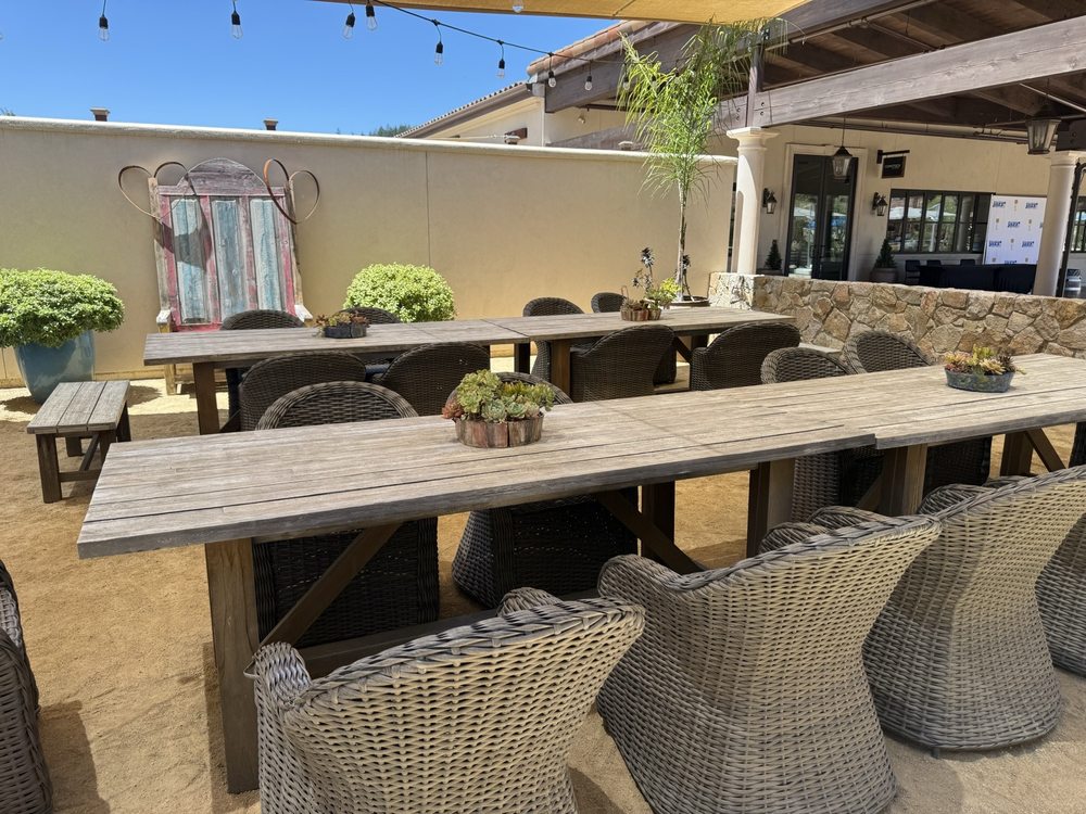 Aldina Vineyards Logo