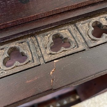 Wasatch Moving Company - Broken piece on a solid wood dining table. - Movers Near Me - American Fork, Utah Wasatch Moving Company - Broken piece on a solid wood dining table. - Movers Near Me - American Fork, Utah