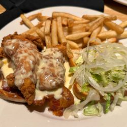 Copper River Grill - Fried Chicken Club