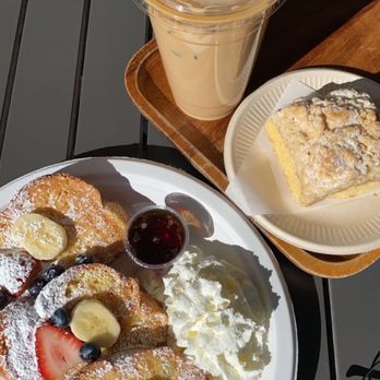 Bricks & Scones - French toast, coffee crumble cake, & vanilla iced latte - Coffee & Tea Near Me - Los Angeles, California Bricks & Scones - French toast, coffee crumble cake, & vanilla iced latte - Coffee & Tea Near Me - Los Angeles, California