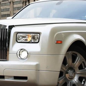 Lux Limo - rolls royce phantom - Limos Near Me - London, XGL Lux Limo - rolls royce phantom - Limos Near Me - London, XGL