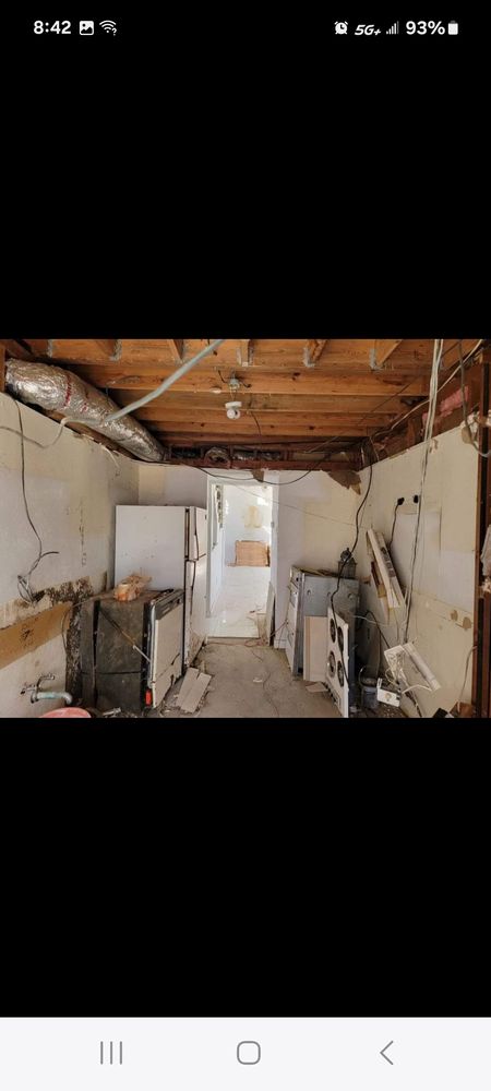 Slide of Chris Stewart Handyman