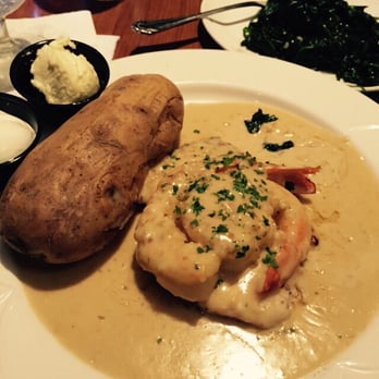 Captains Table - Chicken and Shrimp in a garlic sauce - Seafood Near Me - Ocean City, Maryland