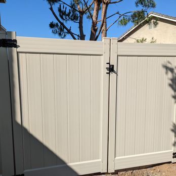 Casa Valenzuela Construction - Double back Gate. - General Contractors Near Me - Corona, California
