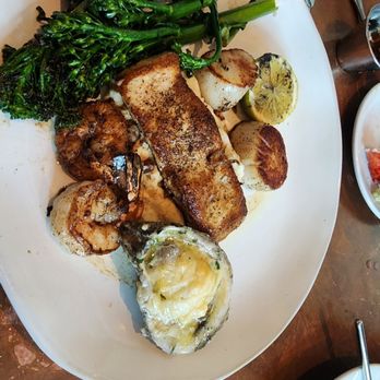 Liberty Kitchen & Oysterette - Broiled Seafood Platter - New American Near Me - Houston, Texas Liberty Kitchen & Oysterette - Broiled Seafood Platter - New American Near Me - Houston, Texas