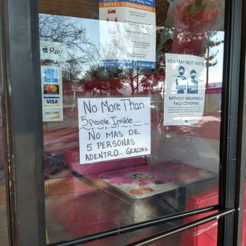 La Michoacana Ice Cream Parlor - Social distancing orders and mandatory masks posted in English and Spanish. - Ice Cream & Frozen Yogurt Near Me - Palmdale, California La Michoacana Ice Cream Parlor - Social distancing orders and mandatory masks posted in English and Spanish. - Ice Cream & Frozen Yogurt Near Me - Palmdale, California