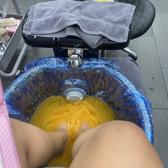 Acryliq Nails - Jelly - Nail Salons Near Me - Canoga Park, California