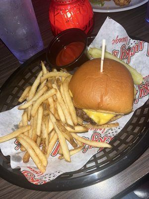 Lucky's Lounge by null