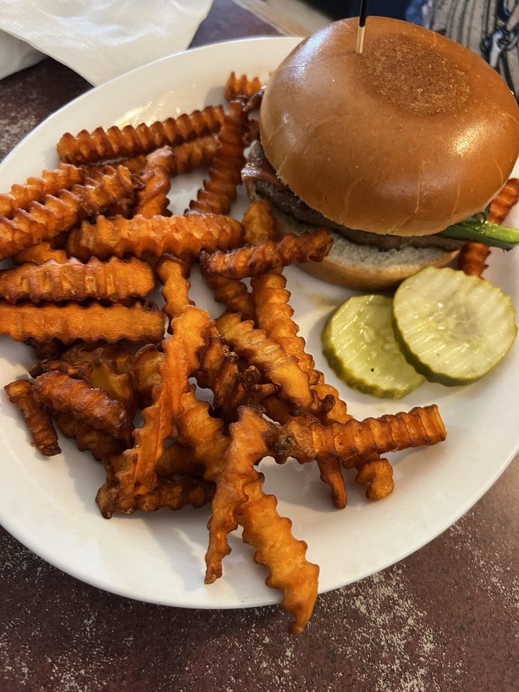 River Street Family Restaurant