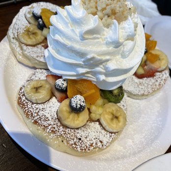 Eggs 'n Things Ko Olina - All Fresh Fruit Rainbow Pancakes - American Near Me - Kapolei, Hawaii Eggs 'n Things Ko Olina - All Fresh Fruit Rainbow Pancakes - American Near Me - Kapolei, Hawaii