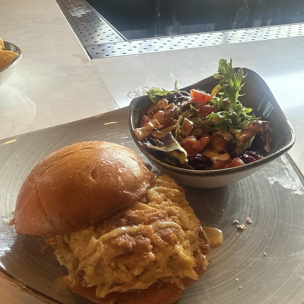 Crab Cab - Crab Cake Sandwich - Seafood Near Me - Capitol Heights, Maryland