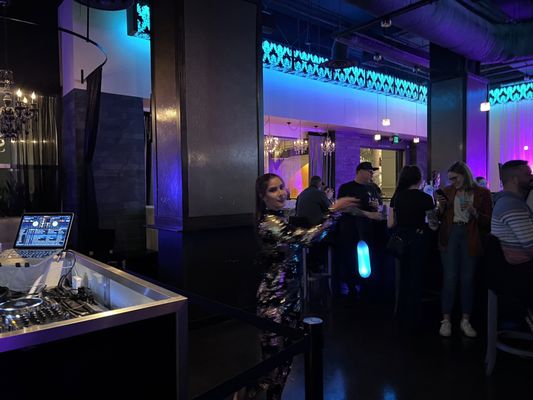 Suite Restaurant / Lounge by null