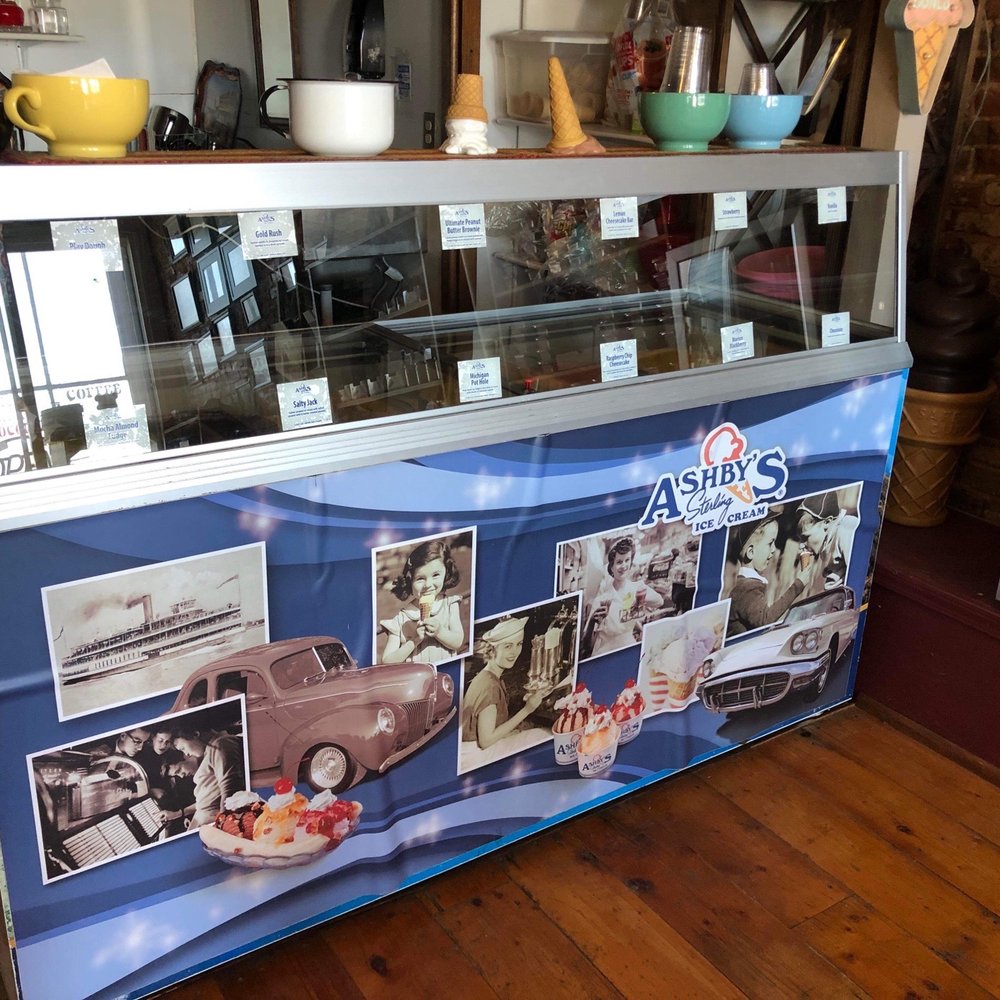 Sadie's Sweet Shop - Ice cream - Bakeries Near Me - McGregor, Iowa Sadie's Sweet Shop - Ice cream - Bakeries Near Me - McGregor, Iowa