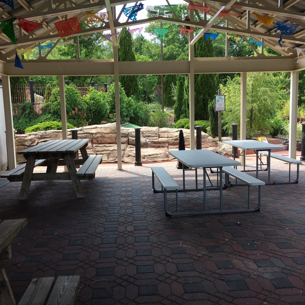 Serene Custard & Miniature Golf - Seating pavilion - Ice Cream & Frozen Yogurt Near Me - Vineland, New Jersey Serene Custard & Miniature Golf - Seating pavilion - Ice Cream & Frozen Yogurt Near Me - Vineland, New Jersey