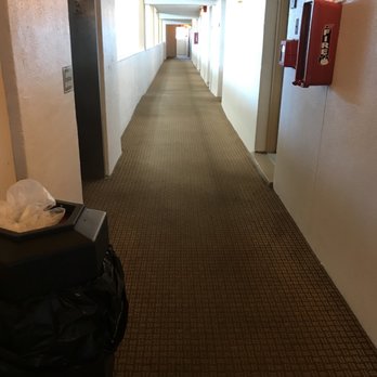 Quality Inn Oceanfront - Hallway - Hotels Near Me - Ocean City, Maryland