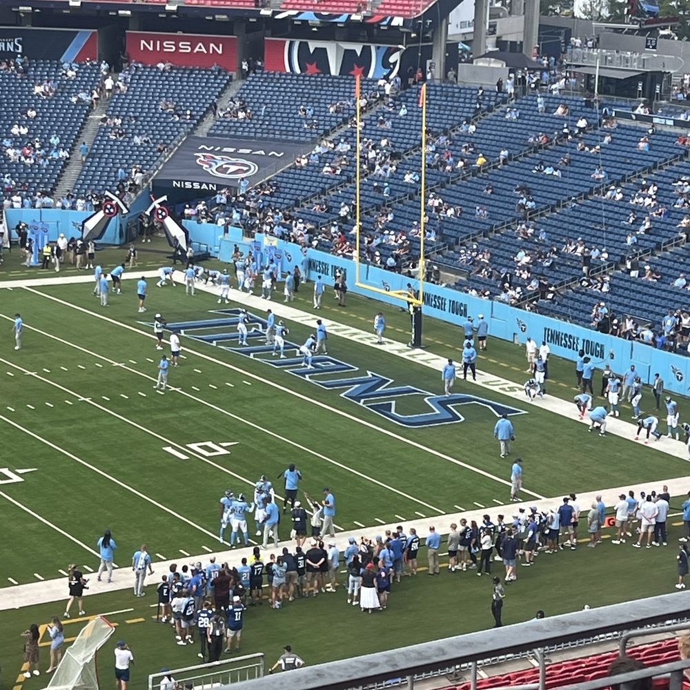 Nissan Stadium - Warming up! - Stadiums & Arenas Near Me - Nashville, Tennessee