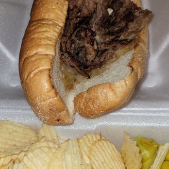 Margaritaville Resort Biloxi - Crispy steak sandwich - Resorts Near Me - Biloxi, Mississippi Margaritaville Resort Biloxi - Crispy steak sandwich - Resorts Near Me - Biloxi, Mississippi