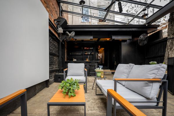 Spark Social House by null