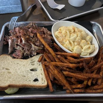 Firebox55 - Pulled pork, sweet potato fries and Mac n cheese. - Sandwiches Near Me - Martinsburg, West Virginia