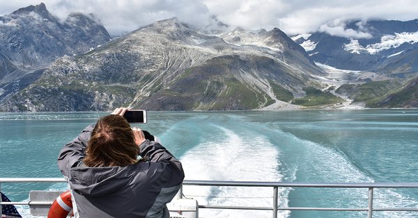 Glacier Bay Lodge & Tours by null