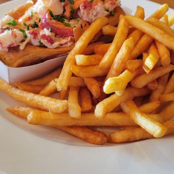 The Lobster - Lobster roll - Seafood Near Me - Gloucester, Massachusetts