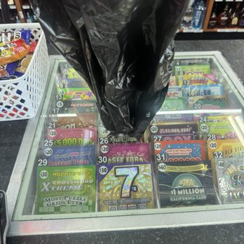 Liquor Fast-N-Easy - Complete!! - Gas Stations Near Me - Fresno, California