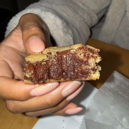 Chocolate and raspberry cookie