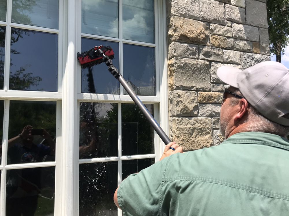 Slide of 1st Choice Softwash Solutions