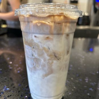 Chill Coffee - Bac xiu Marble drip - Coffee & Tea Near Me - Westminster, California