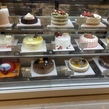 Tous Les Jours - Cakes for all occasions - Bakeries Near Me - Omaha, Nebraska Tous Les Jours - Cakes for all occasions - Bakeries Near Me - Omaha, Nebraska
