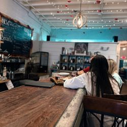 Red's Wine Bar