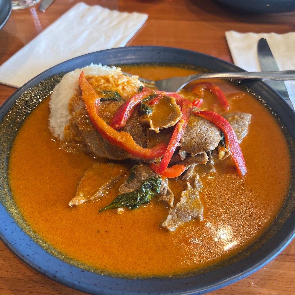 Bangkok 54 - Red Curry Beef - Thai Near Me - Chapel Hill, North Carolina