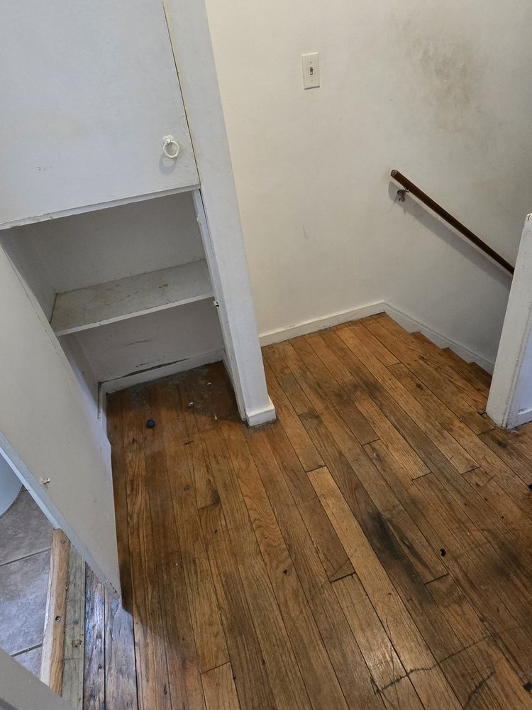 Slide of Estrada Construction