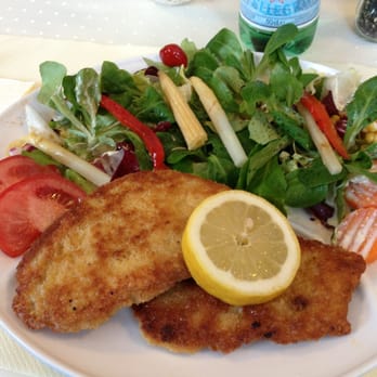 Restaurant Waldegg - Fitness Teller mit panierte Schnitzel... Slurp!!! - Hotels & Travel Near Me - Uitikon Waldegg, ZH Restaurant Waldegg - Fitness Teller mit panierte Schnitzel... Slurp!!! - Hotels & Travel Near Me - Uitikon Waldegg, ZH