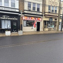 Rockys Deli Style Restaurant - Entrance