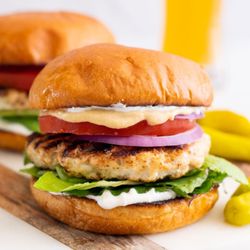 Firewater Sports Bar Cafe - Grilled chicken burger