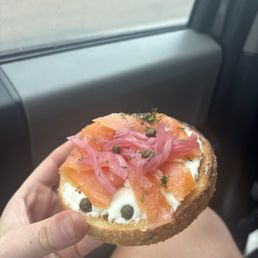Smoked salmon bagel