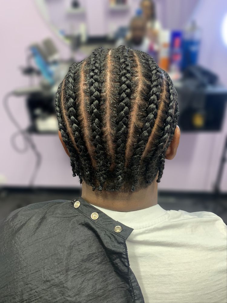 Nikkis Braids Logo