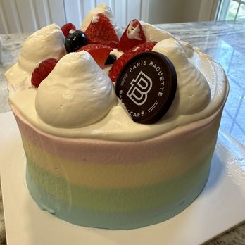 Paris Baguette - Rainbow cake - Bakeries Near Me - Manassas, Virginia Paris Baguette - Rainbow cake - Bakeries Near Me - Manassas, Virginia