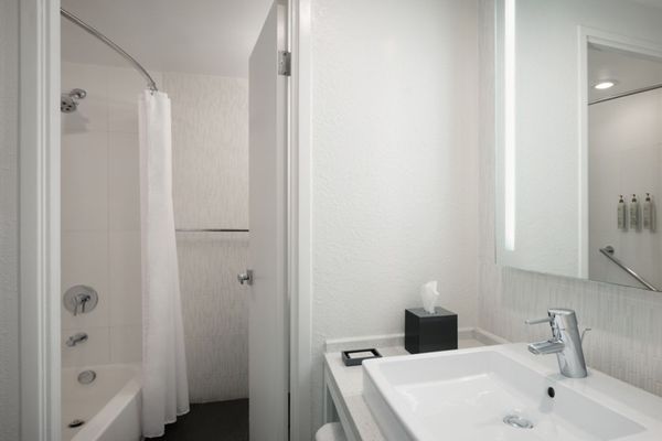 Renaissance Orlando Resort – Disney Springs® Area by null