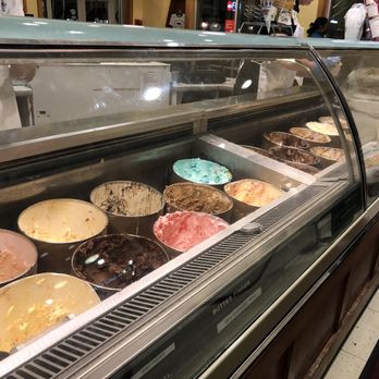 Fenton's Creamery - Ice Cream & Frozen Yogurt Near Me - Vacaville, California Fenton's Creamery - Ice Cream & Frozen Yogurt Near Me - Vacaville, California