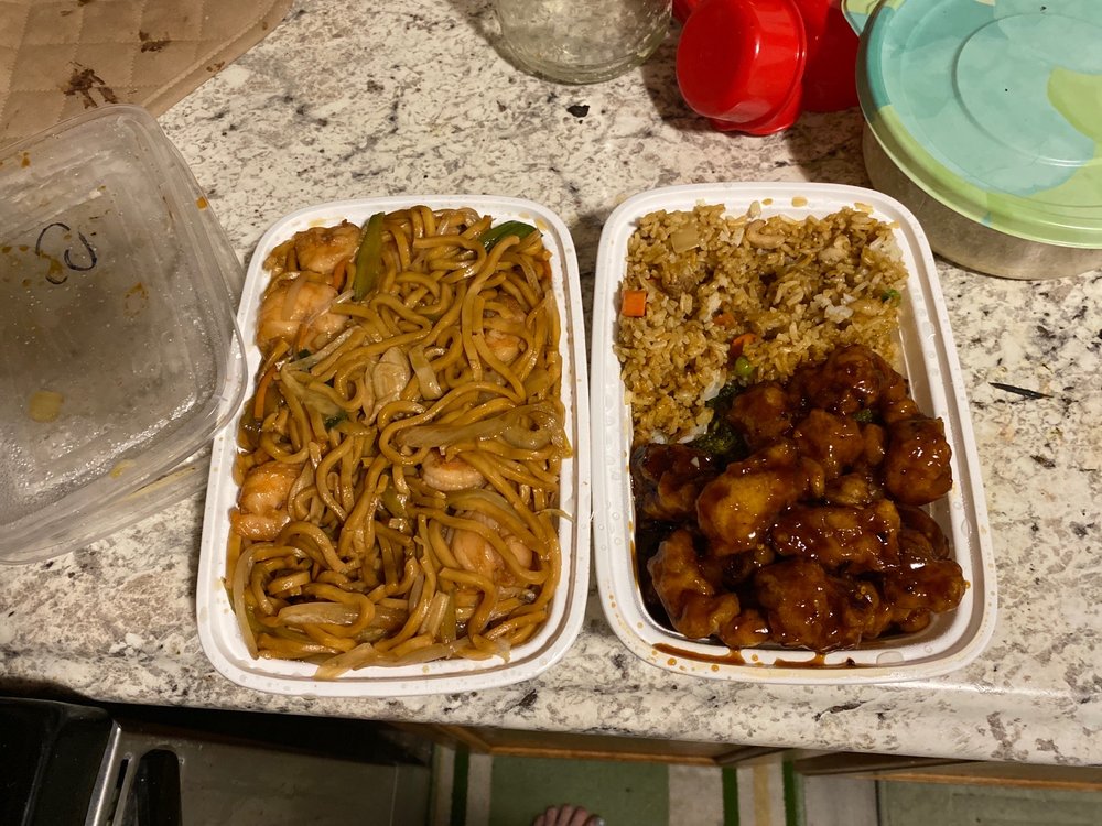 Food from Chef Chen's