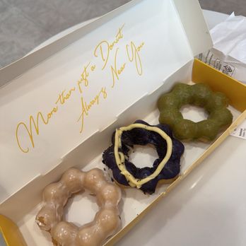 Mochinut - Bakersfield - Glazed, Ube cheesecake, matcha - Donuts Near Me - Bakersfield, California Mochinut - Bakersfield - Glazed, Ube cheesecake, matcha - Donuts Near Me - Bakersfield, California