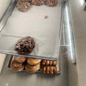 Red Donut Shop - Fritters - Donuts Near Me - Lexington, North Carolina Red Donut Shop - Fritters - Donuts Near Me - Lexington, North Carolina