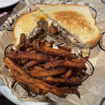 Circle 7 Ranch - Fresco Melt - Burgers Near Me - St. Louis, Missouri Circle 7 Ranch - Fresco Melt - Burgers Near Me - St. Louis, Missouri